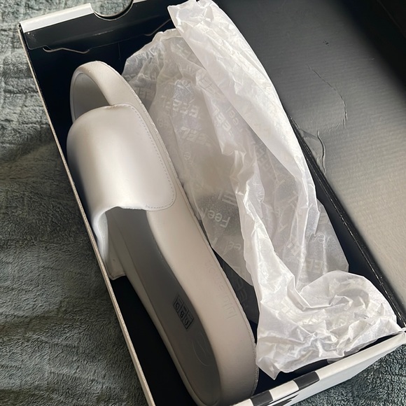 lululemon athletica Shoes - White Restfeel Slides